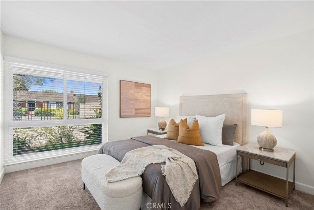 1800 Tradewinds Lane