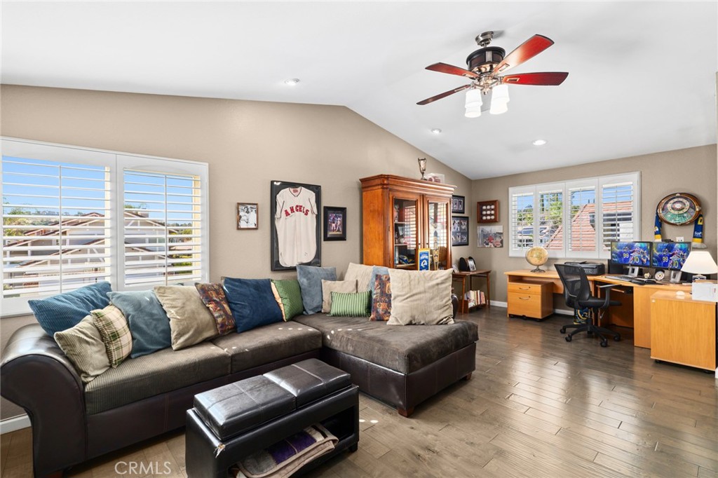 5850 Via Del Bisonte