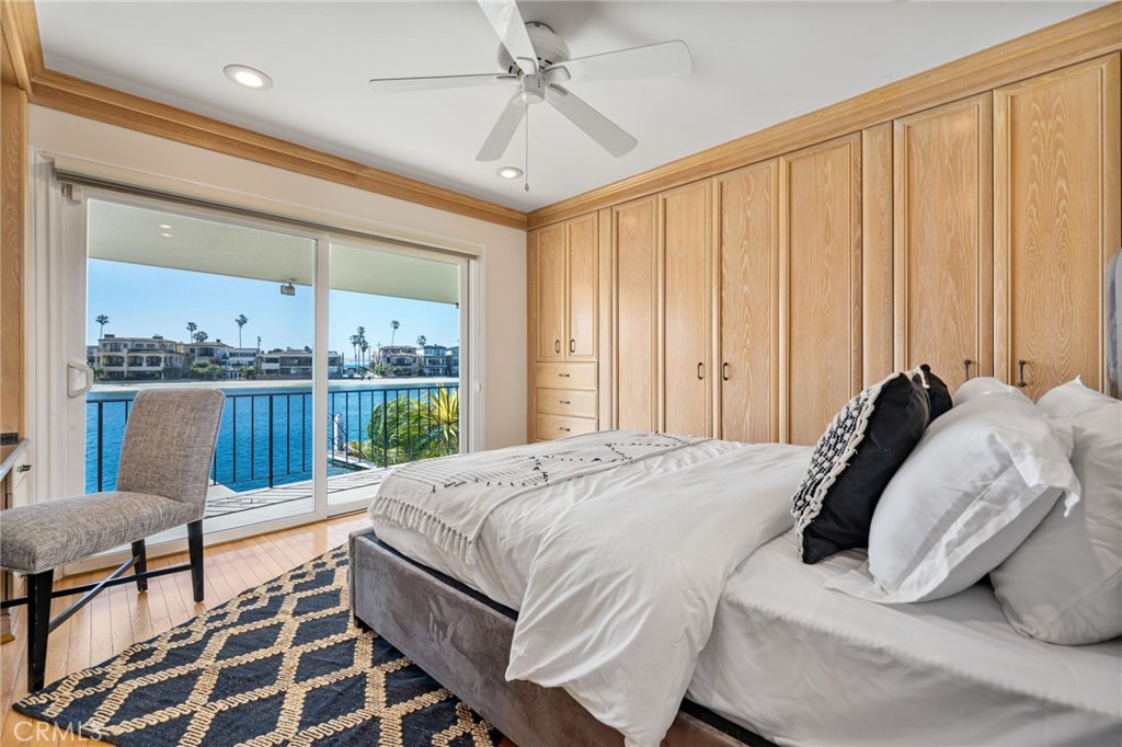 5585 E Corso Di Napoli