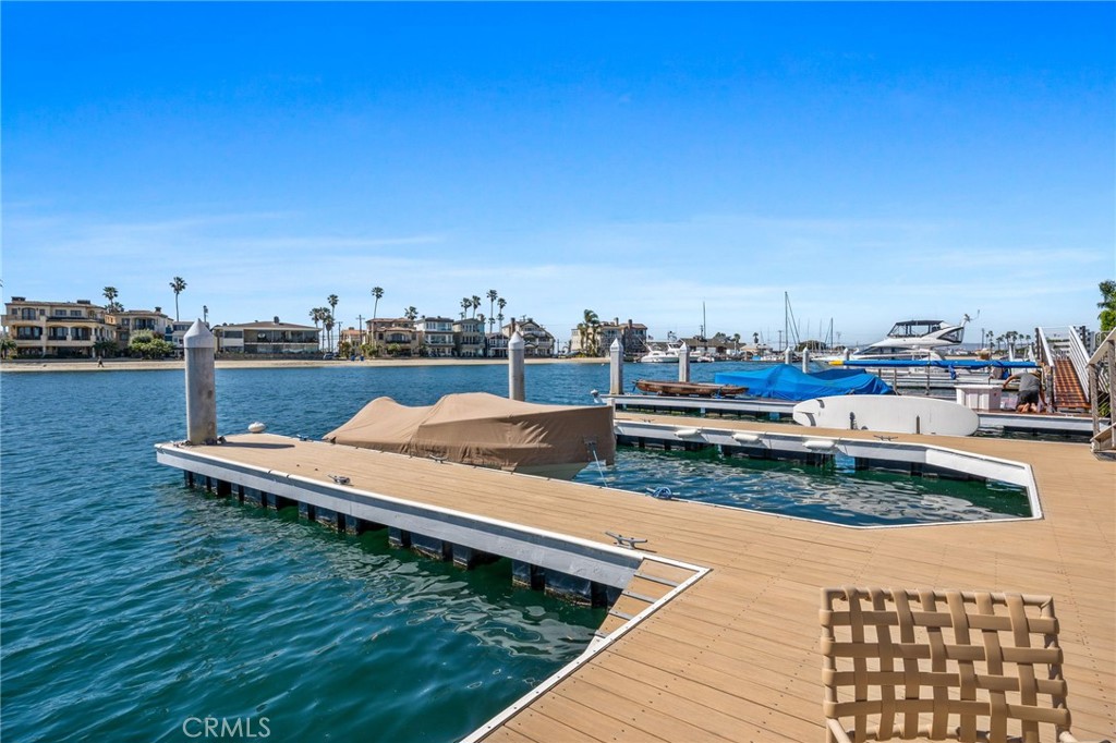 5585 E Corso Di Napoli