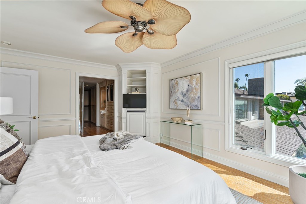 5585 E Corso Di Napoli