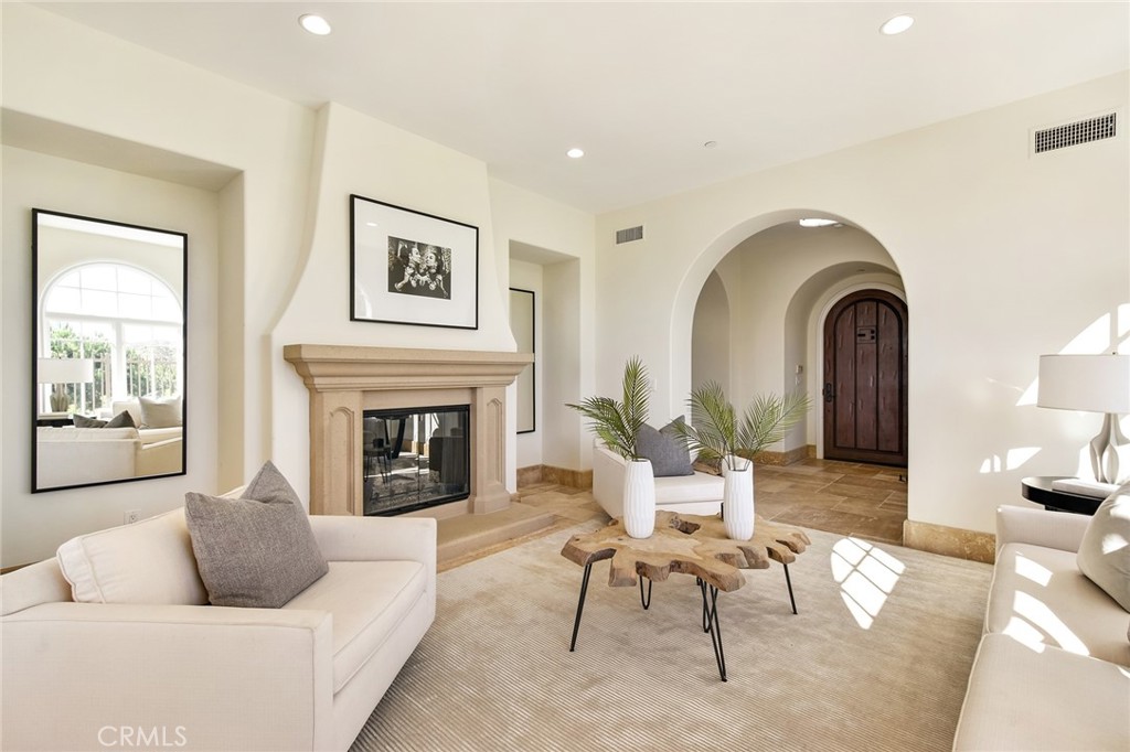 64 Archipelago Drive