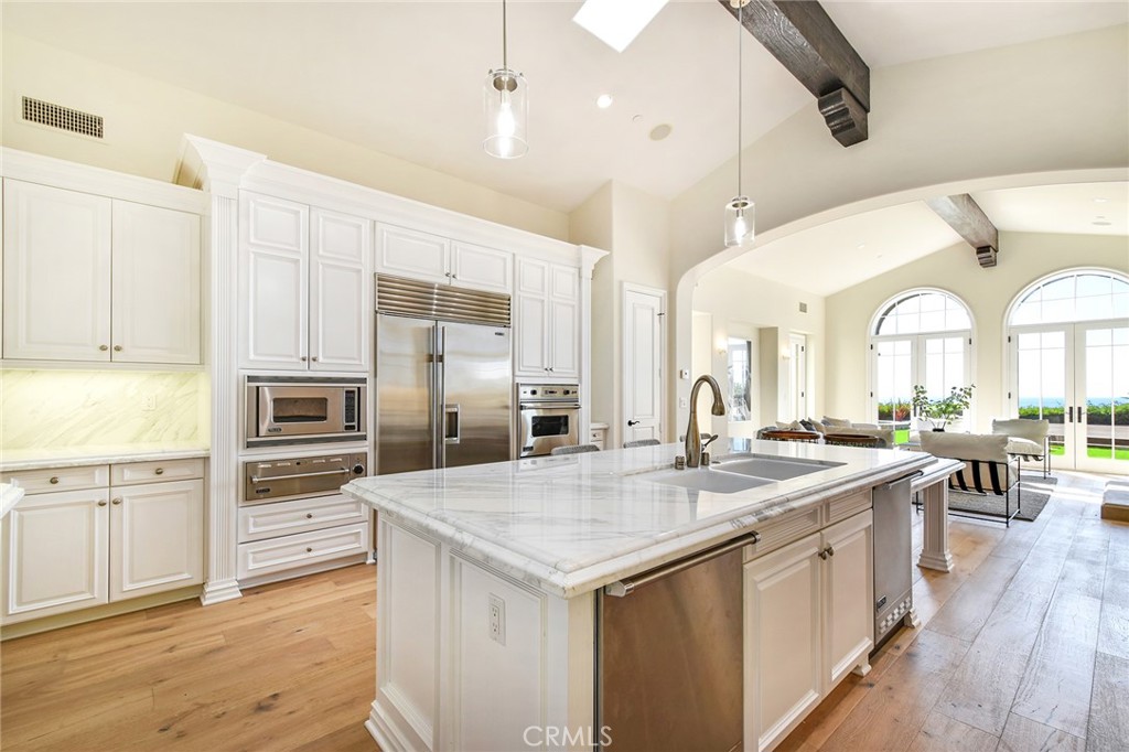 64 Archipelago Drive