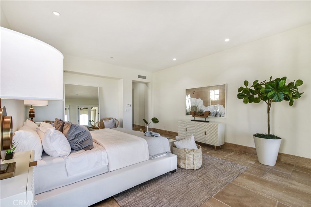 64 Archipelago Drive