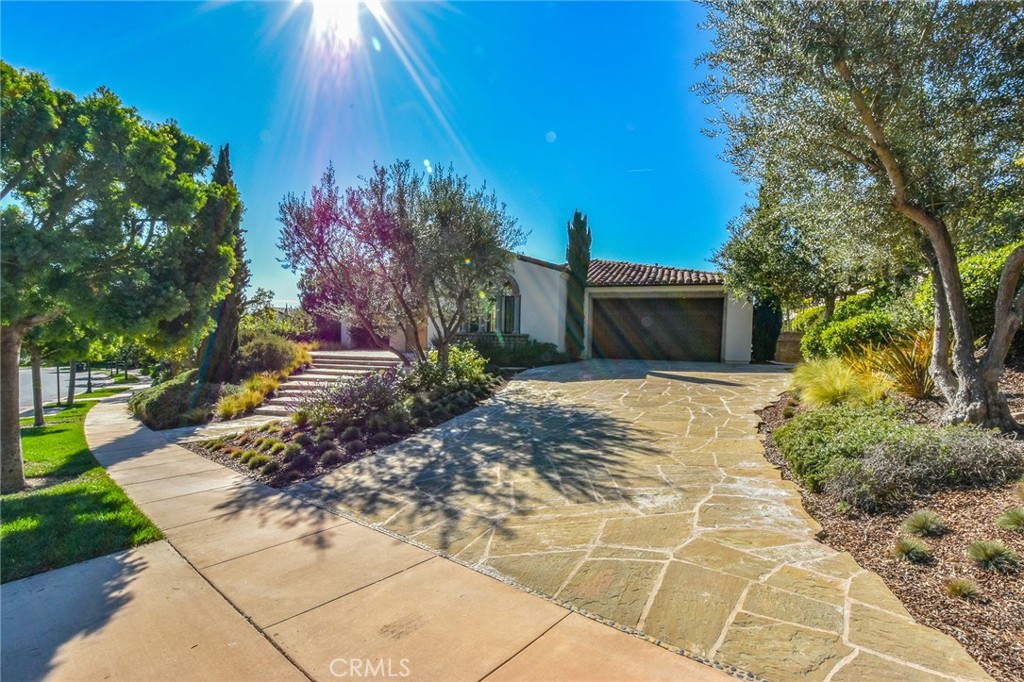 64 Archipelago Drive