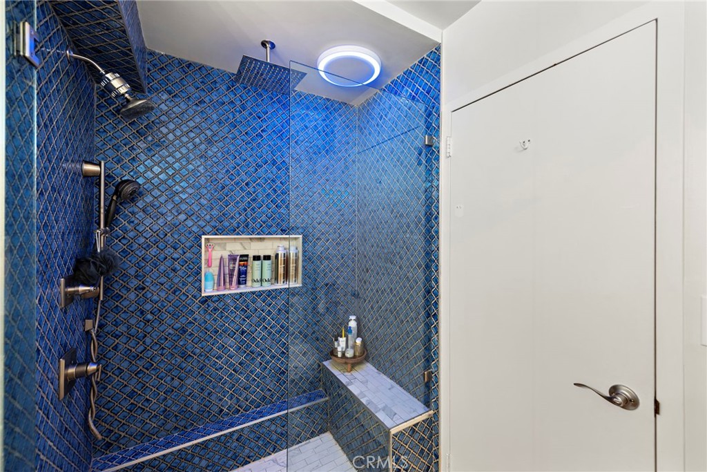 310 Fernando Street 303