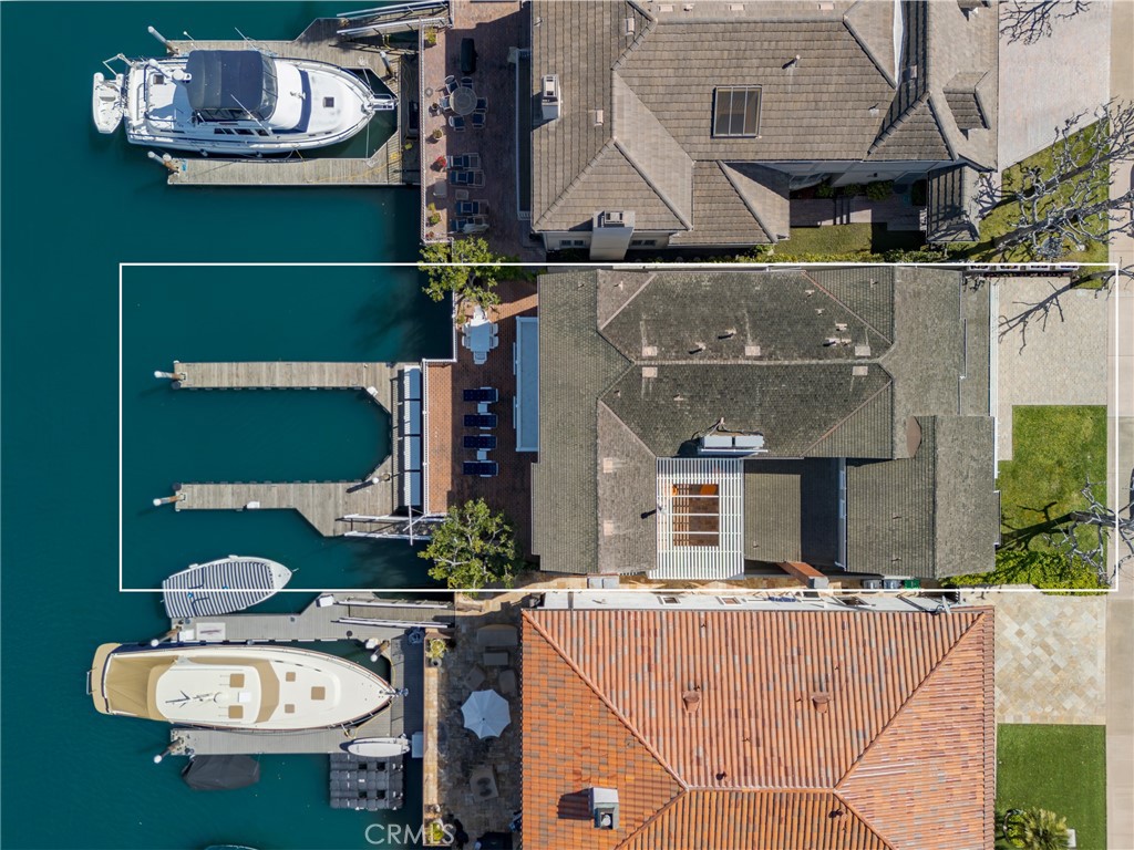 736 Harbor Island Drive