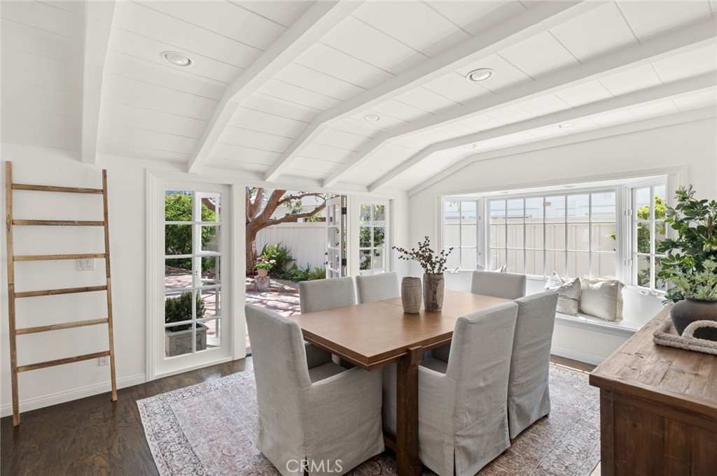 2571 Waverly Drive