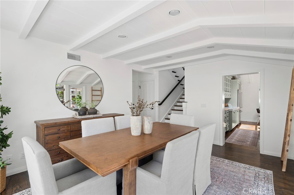 2571 Waverly Drive