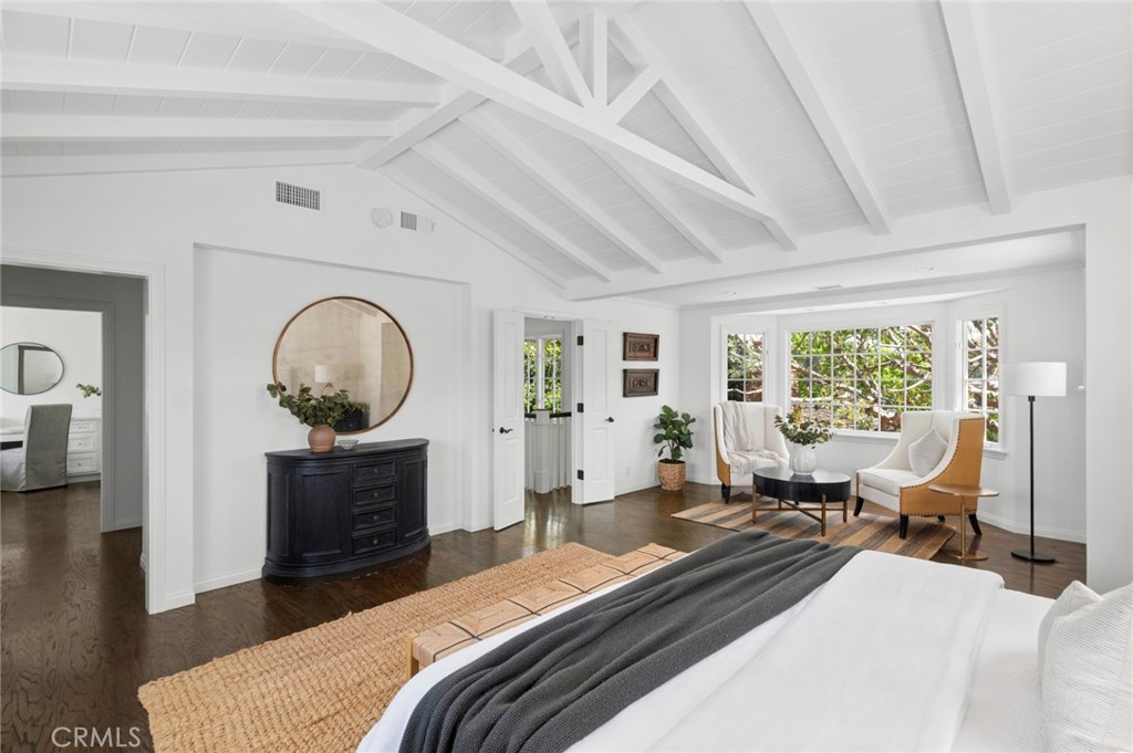 2571 Waverly Drive