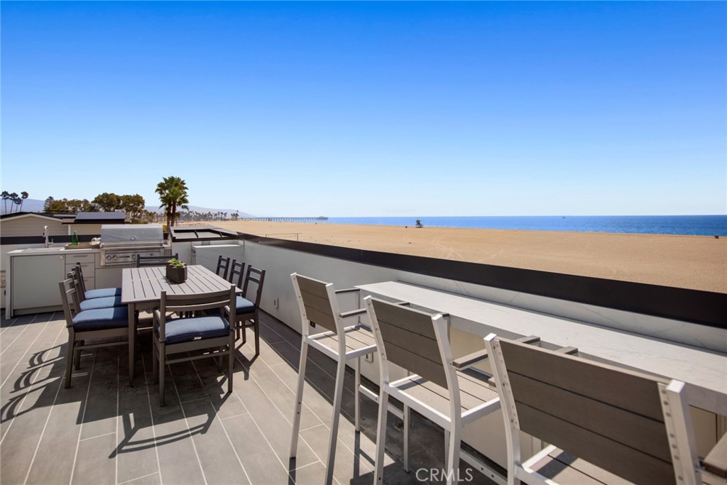 706 W Oceanfront