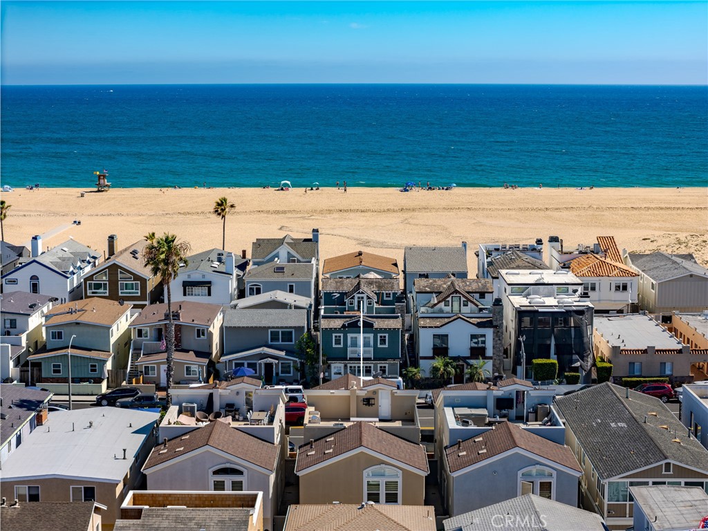208 E Balboa Boulevard