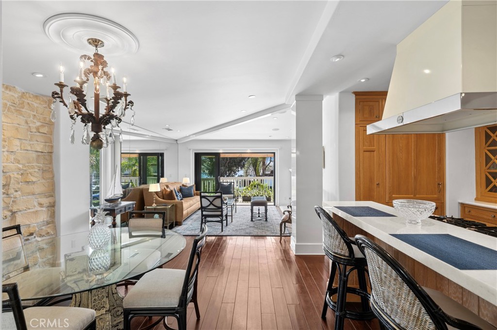 1030 Bayside Cove 702