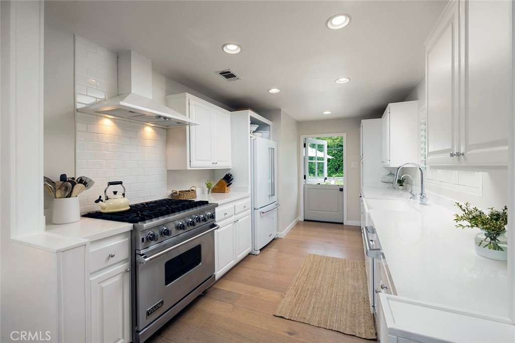 2553 Fairway Drive