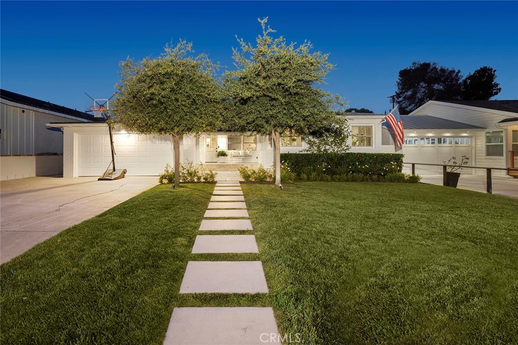 2553 Fairway Drive