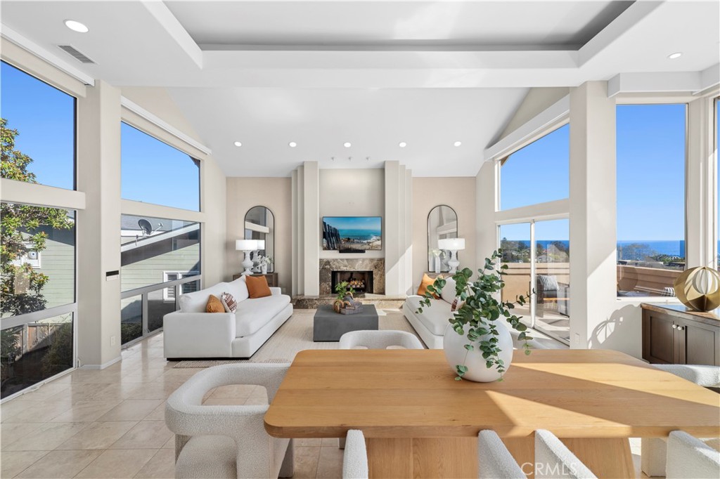 10 N. Stonington Road