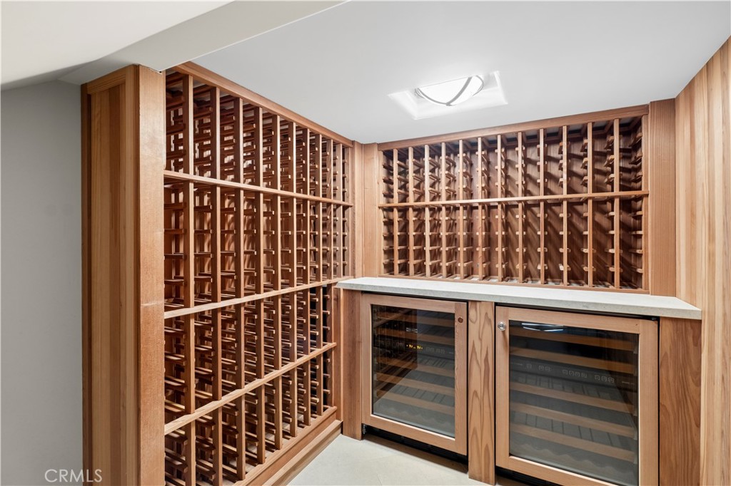 10 N. Stonington Road