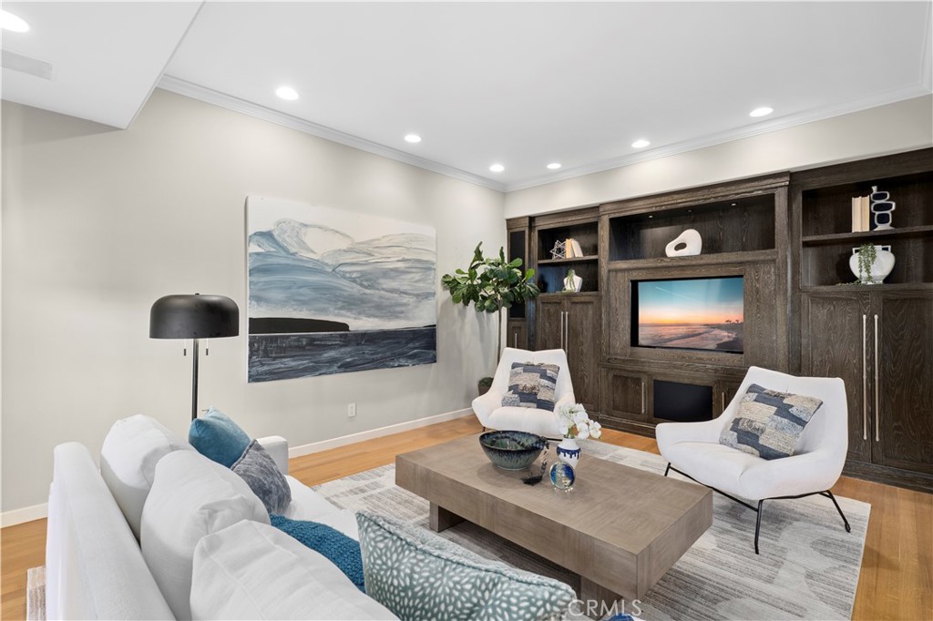 10 N. Stonington Road