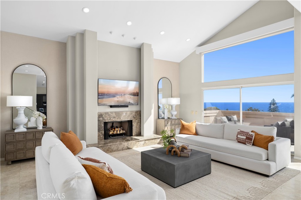 10 N. Stonington Road
