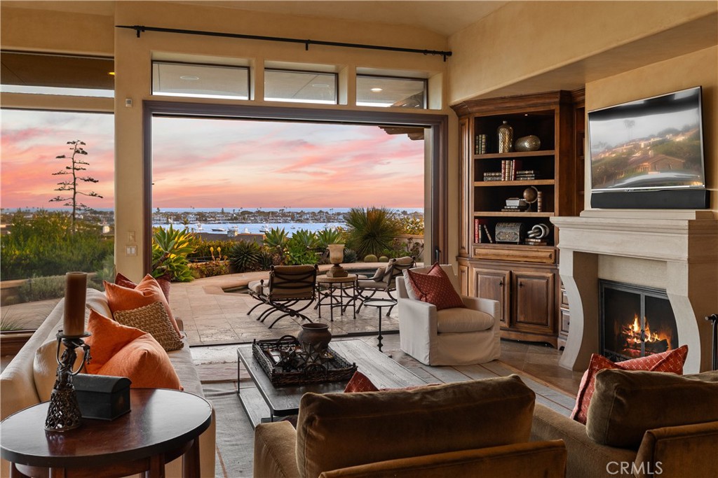600 Ramona