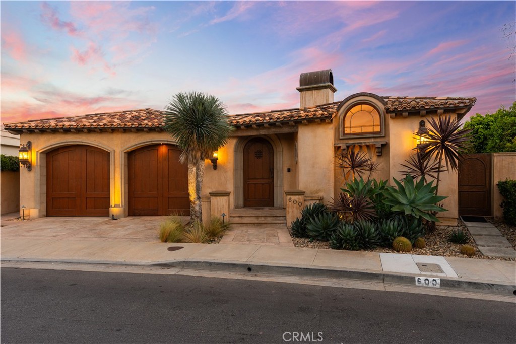600 Ramona