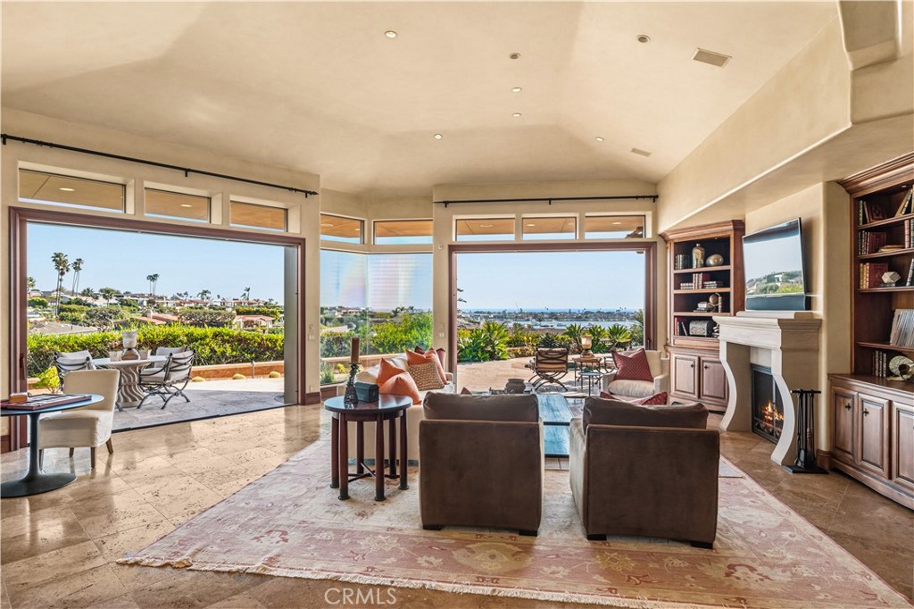 600 Ramona
