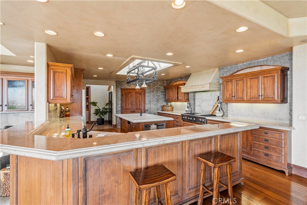 600 Ramona