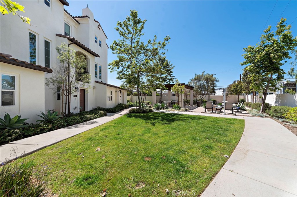339 Ford Road