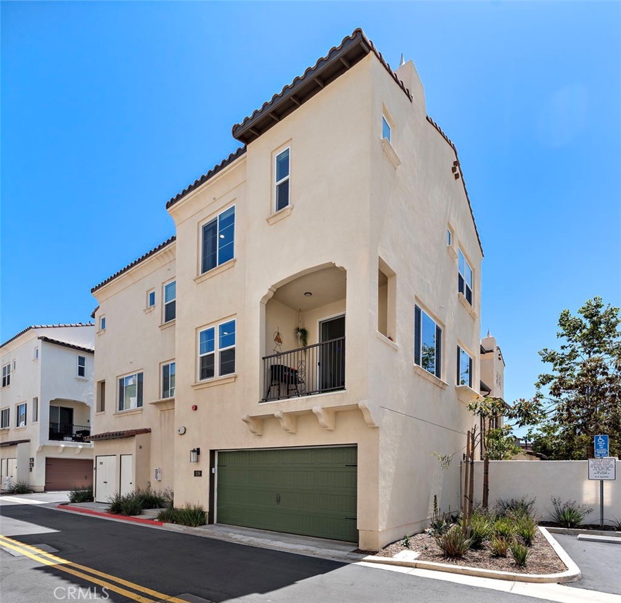 339 Ford Road