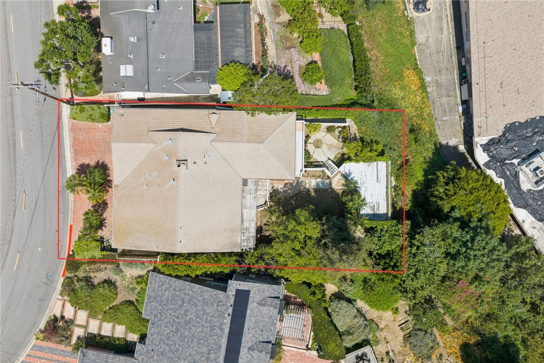 608 Saint James Place