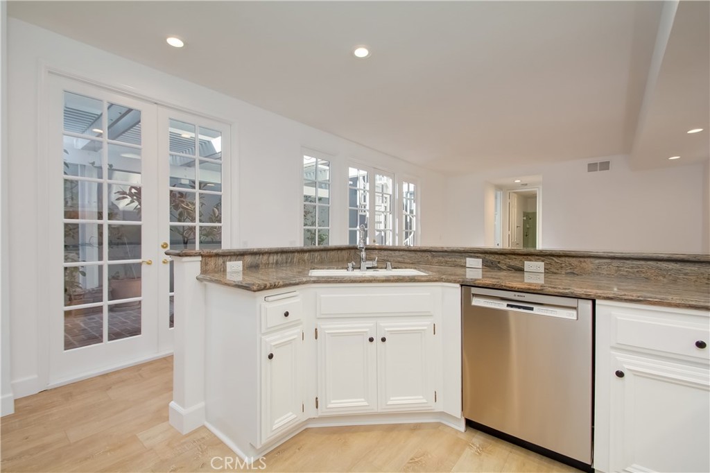 505 Dahlia Avenue