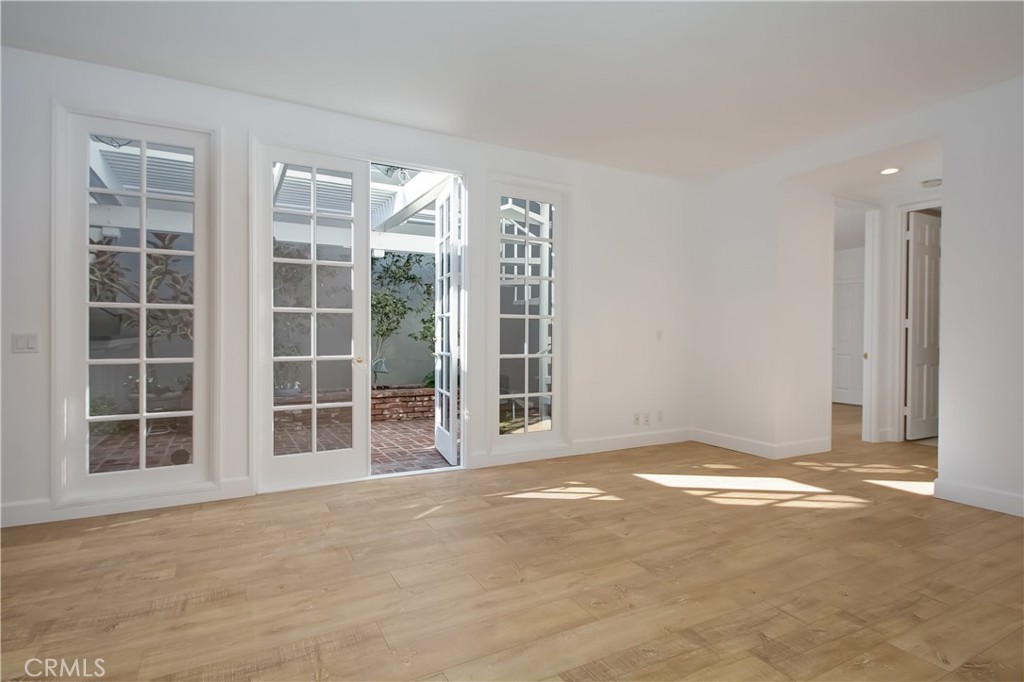 505 Dahlia Avenue