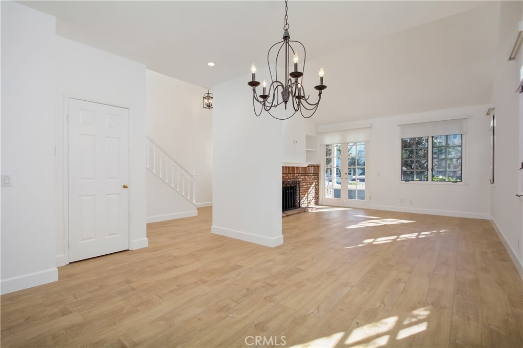 505 Dahlia Avenue