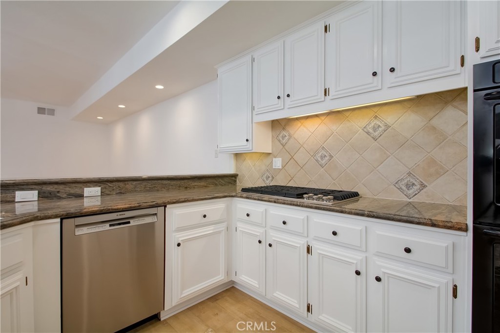 505 Dahlia Avenue