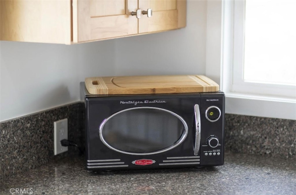 117 1/2 Amethyst Avenue