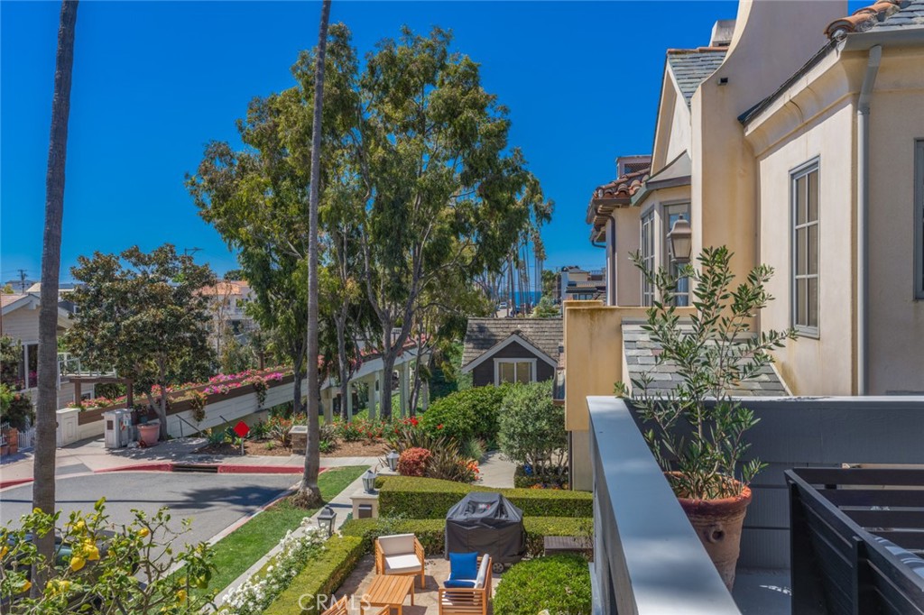 A Goldenrod Avenue A