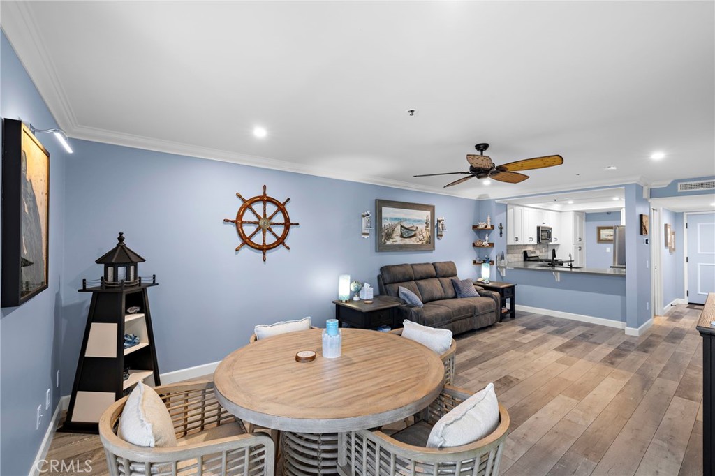 280 Cagney Lane 211