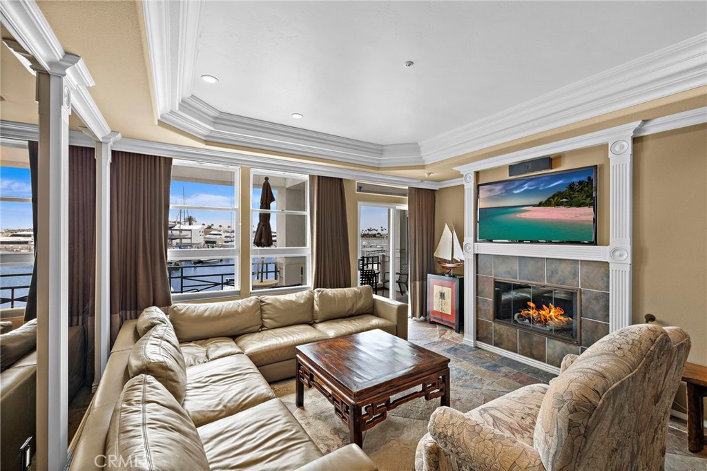 2600 Newport Boulevard 215