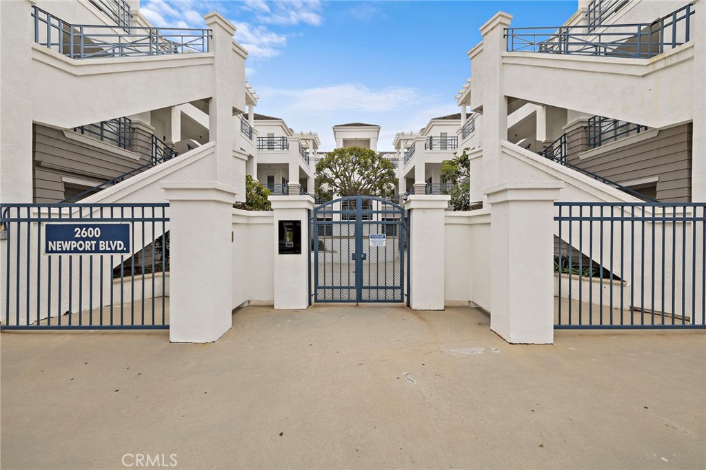 2600 Newport Boulevard 215