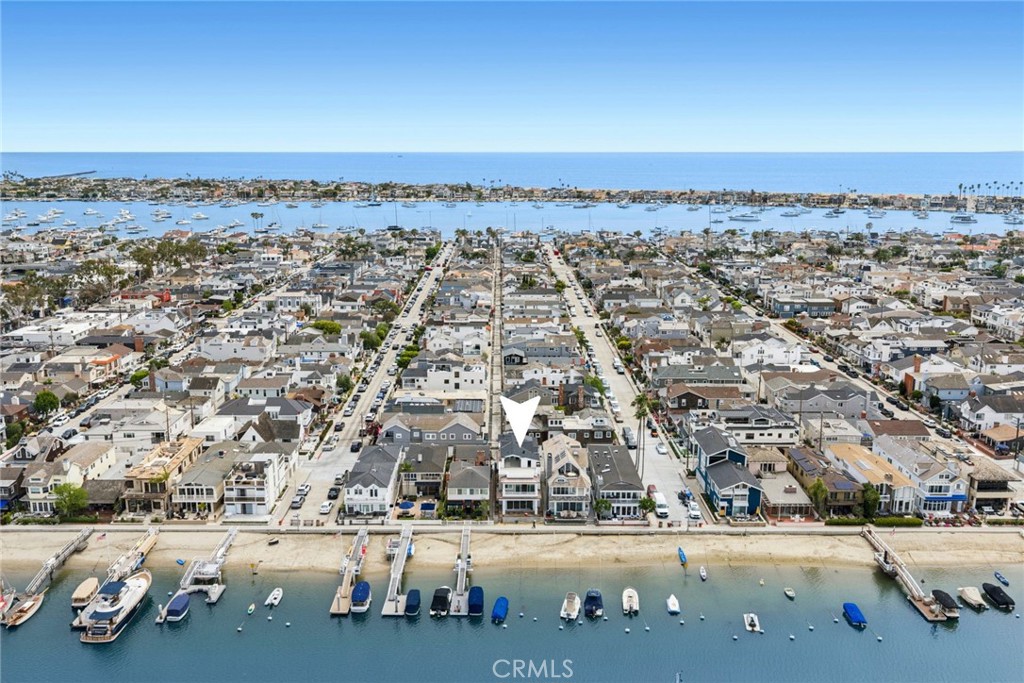 1105 N Bay Front