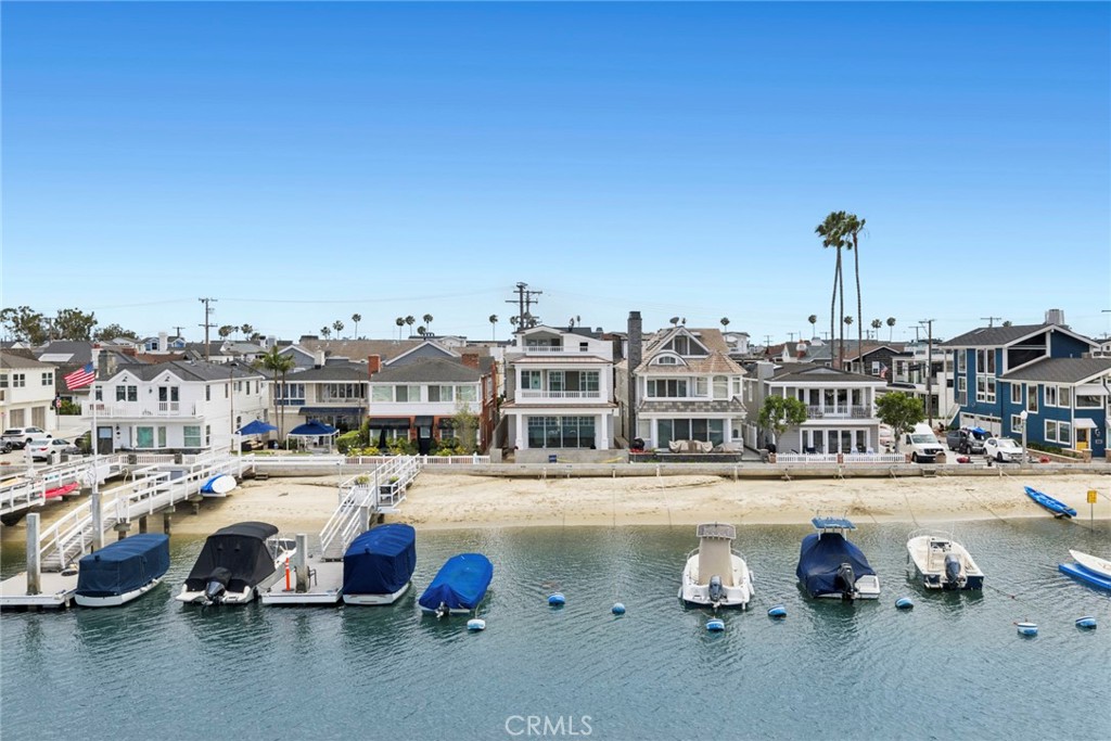 1105 N Bay Front