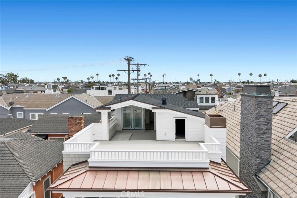 1105 N Bay Front