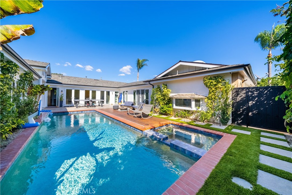1700 Galaxy Drive