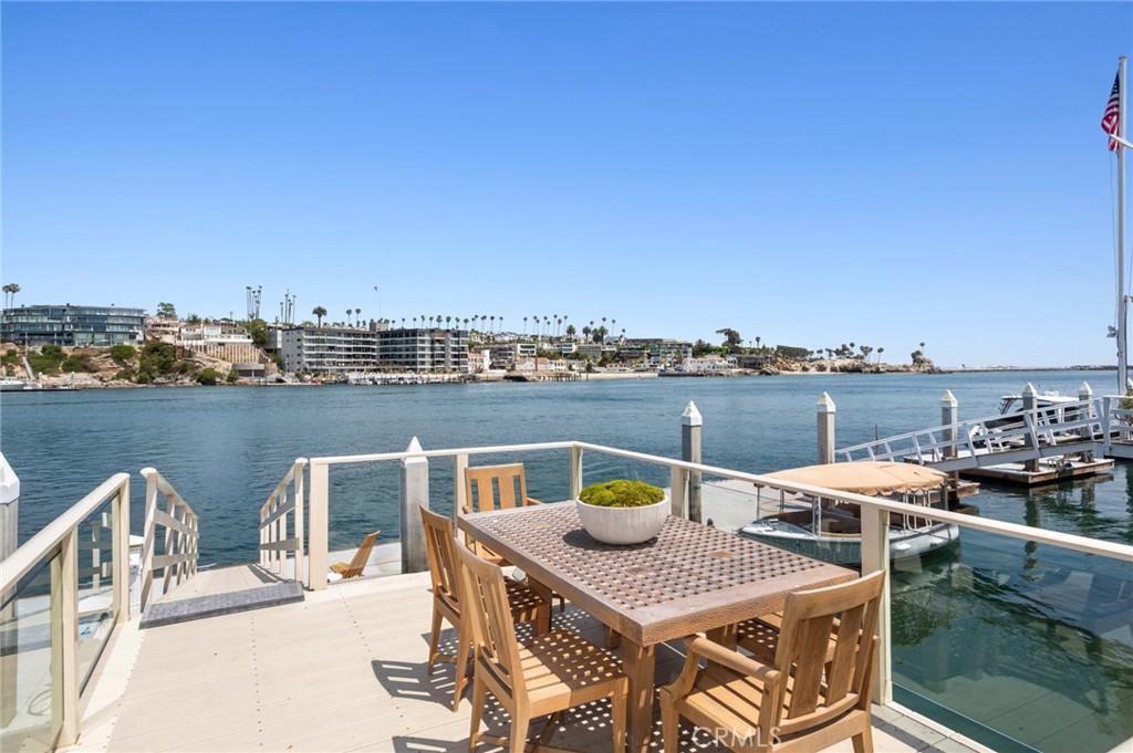 2238 Channel Road