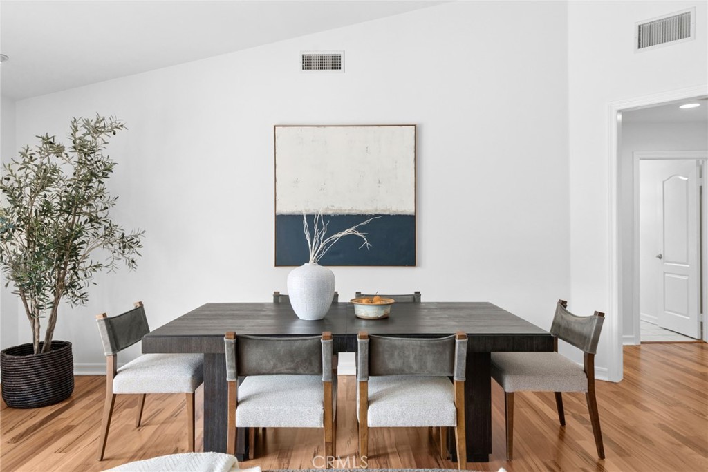 2665 Club Mesa Place