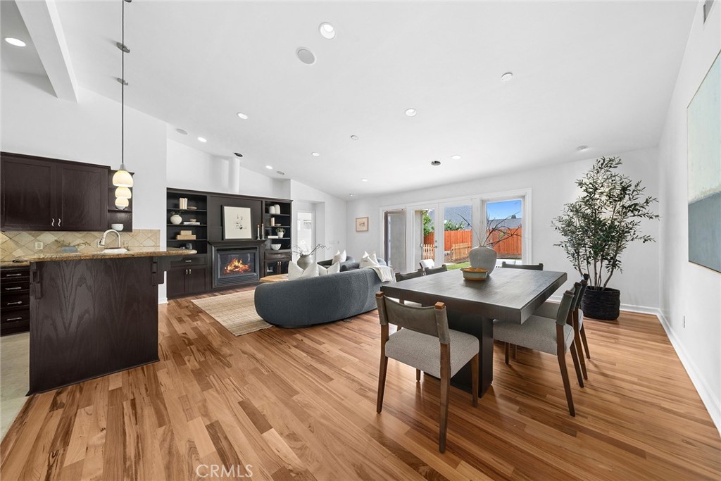 2665 Club Mesa Place