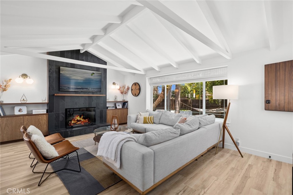299 Mesa Drive