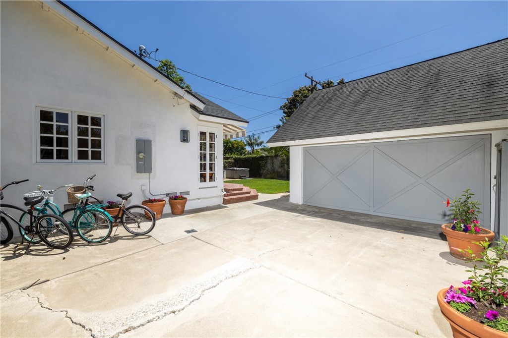 415 Walnut