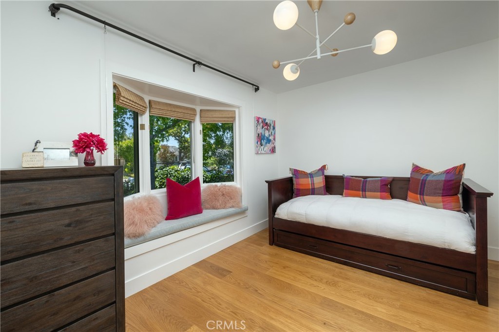 415 Walnut