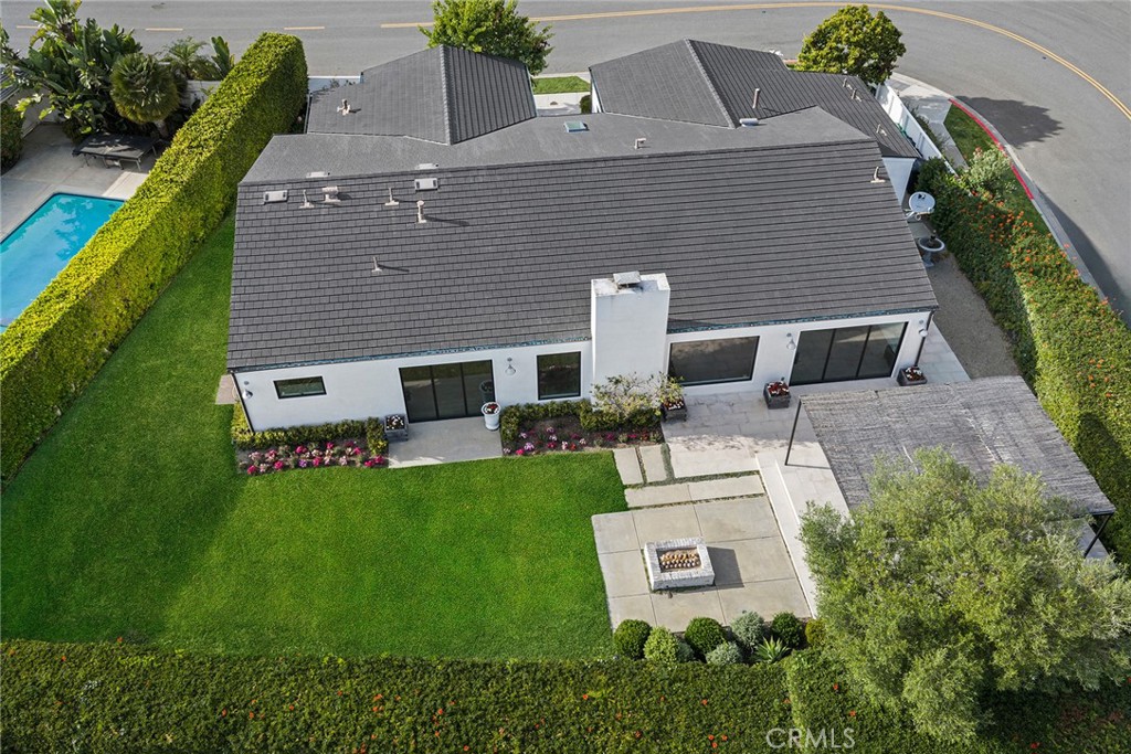 734 Cameo Highlands